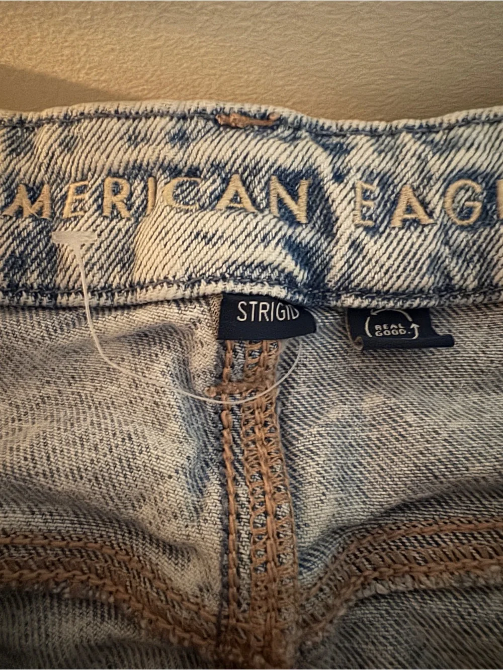 American Eagle Outfitters casual distressed
